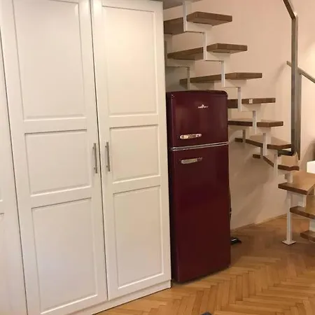 Apartament Jane's Place, Experience The Atmosphere Of A Historic & Free Parking *