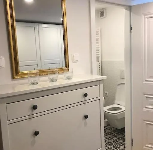 Jane's Place, Experience The Atmosphere Of A Historic & Free Parking * ليوبليانا