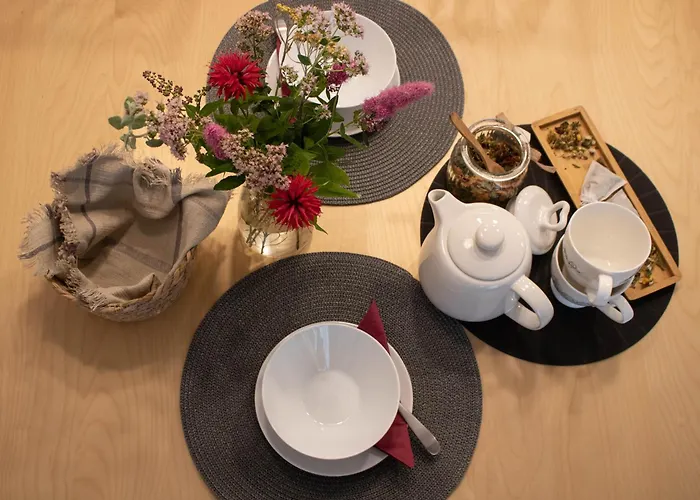 Jane's Place, Experience The Atmosphere Of A Historic & Free Parking Appartement