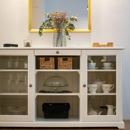 Apartamento Jane's Place, Experience The Atmosphere Of A Historic & Free Parking